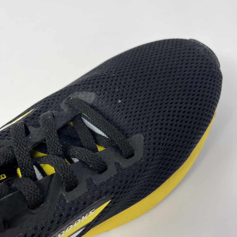 Brooks Black and Yellow Athletic Shoes Size 11 - Picture 14 of 16